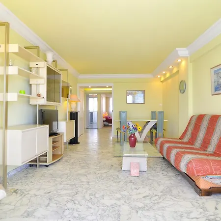 Les Rives D'or Apartment *